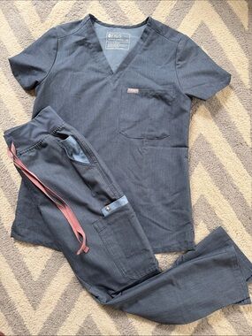 Figs Charcoal Scrub Top and Jogger Pants with Pink Drawcord